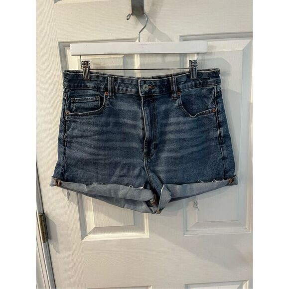 American Eagle Rolled Hem Raw Edge Mom Short sz 14 EUC - Picture 1 of 9